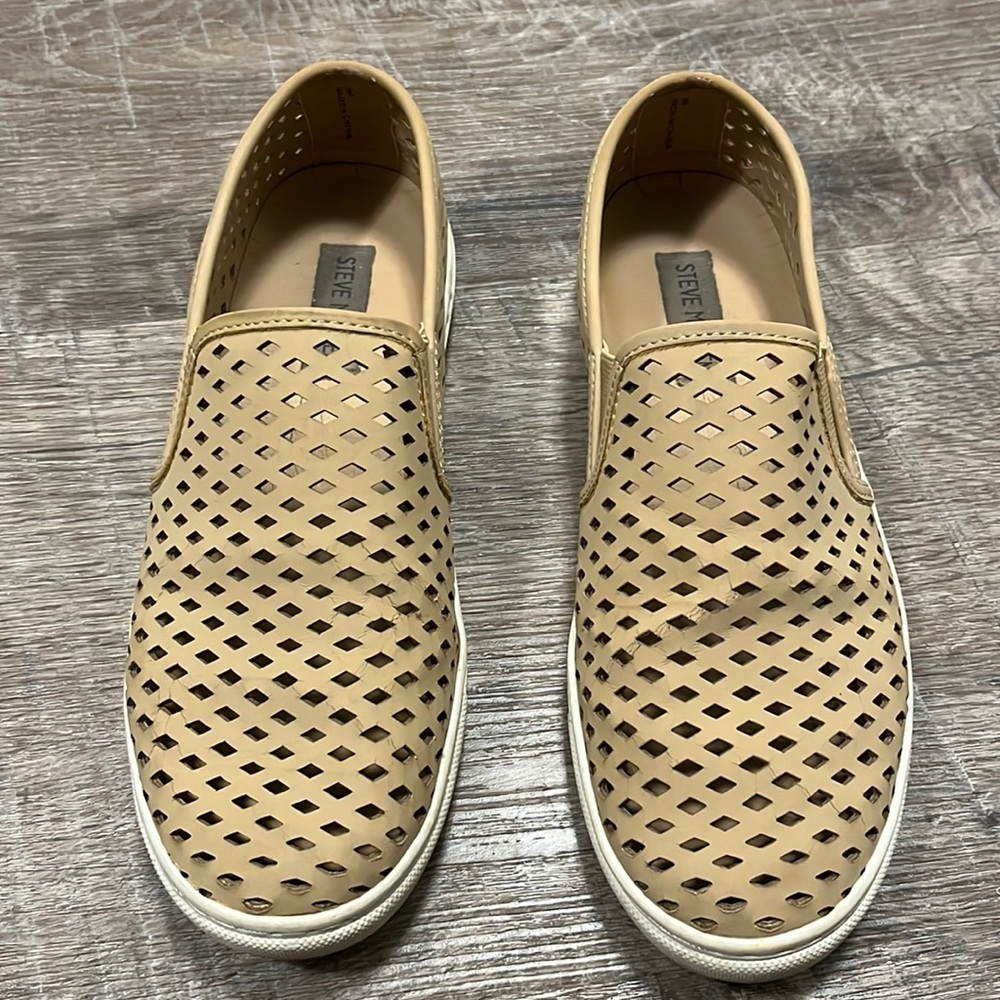 Womens Steve Madden shoes